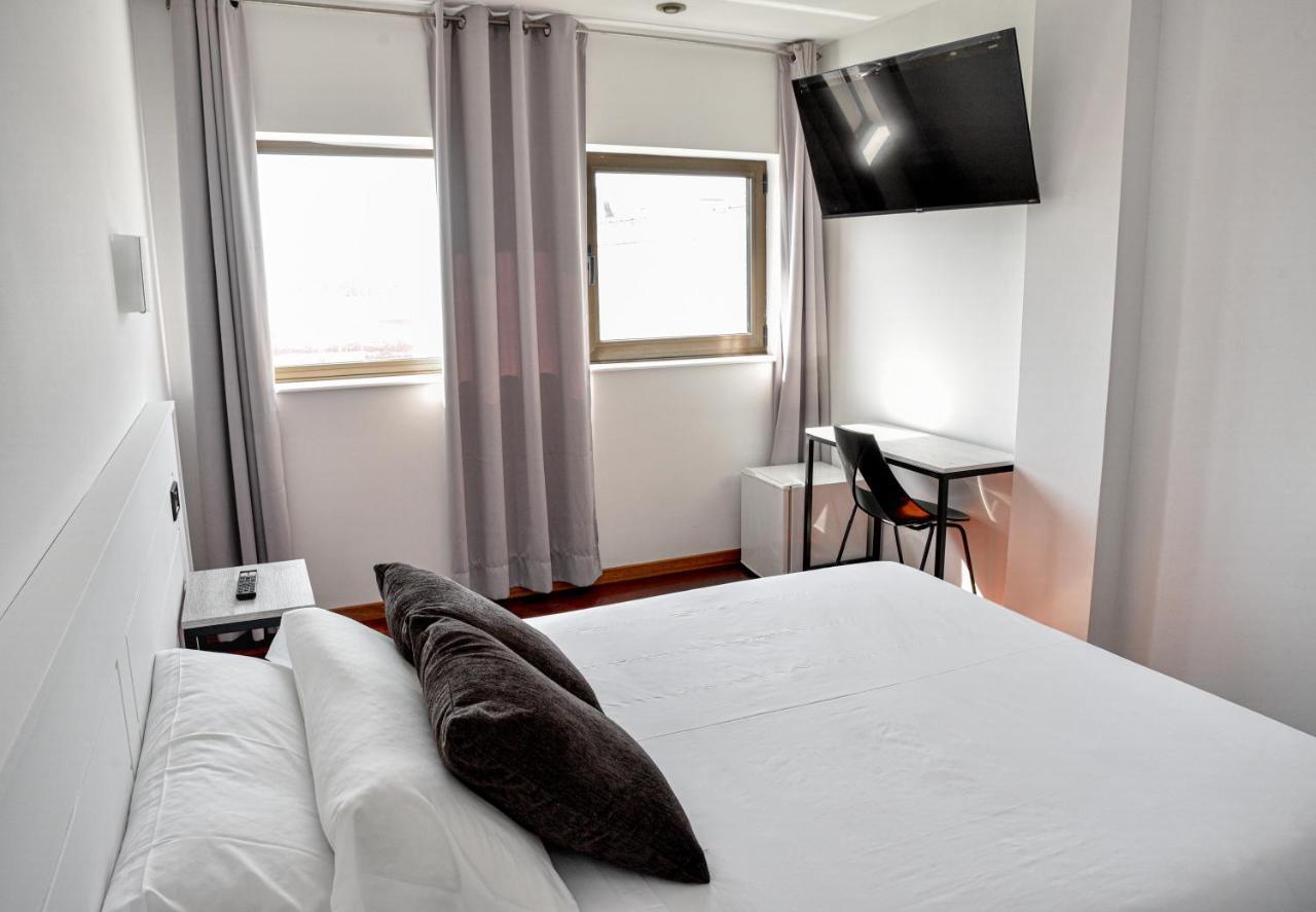 Hotel Chips Ferrol Narón Exteriör bild